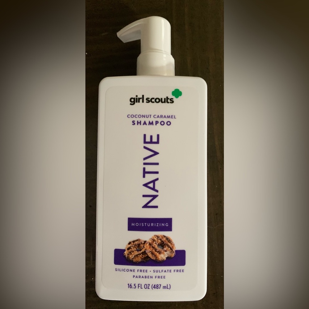 Native Coconut Caramel Shampoo with Purple Accents